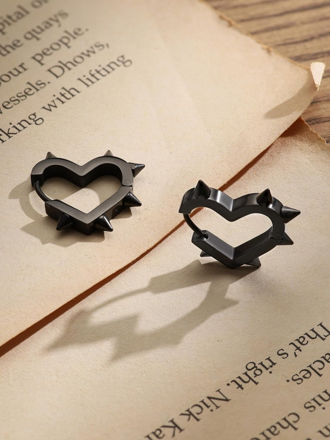 Huggie Hoop Spike Heart Earrings, Gothic Punk Grunge Emo Y2K Earrings, Goth Jewelry, Christmas Jewelry Gift for Women