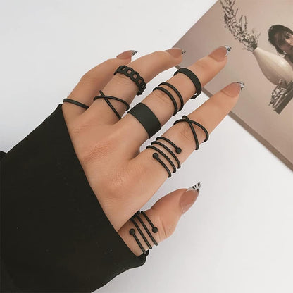 Black Knuckle Rings Set for Women Vintage Stackable Midi Rings Boho Crystal Pearl Sea Wave Finger Ring Pack