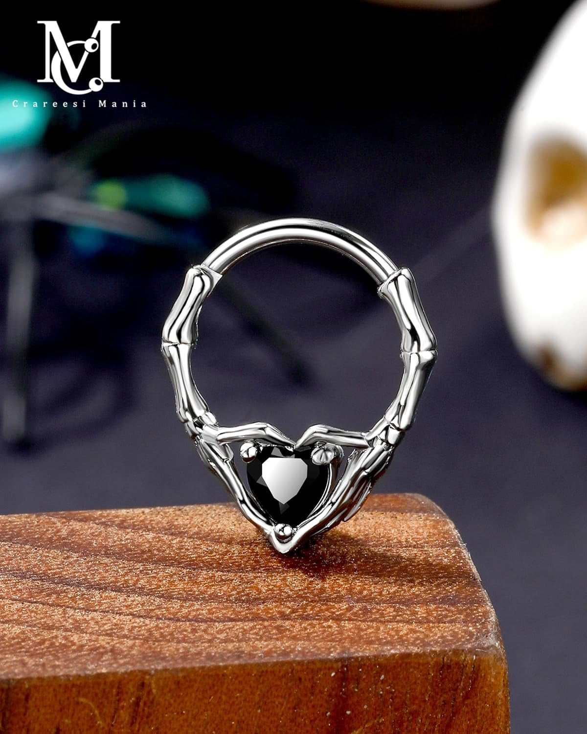 Skeleton Hand Septum Ring 316L Surgical Steel Septum Piercing Jewelry 16G Heart CZ Daith Earrings 10Mm Gothic Helix Cartilage Piercing Jewelry for Halloween