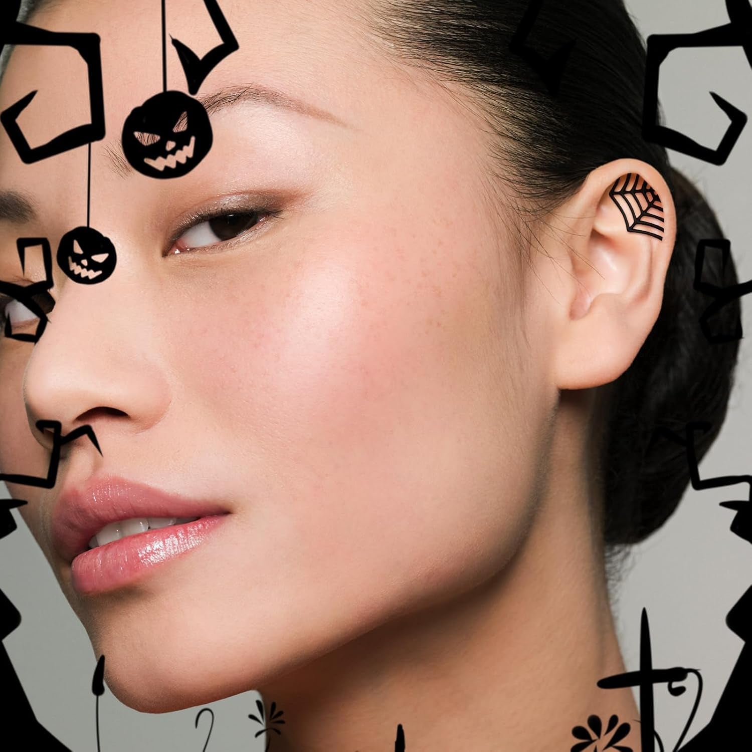 Spider Web Earrings for Women Spider Web Cartilage Earring Funny Fake Spider Punk Stud Earring Hip Hop Goth Halloween Piercing Earring Accessories Jewelry